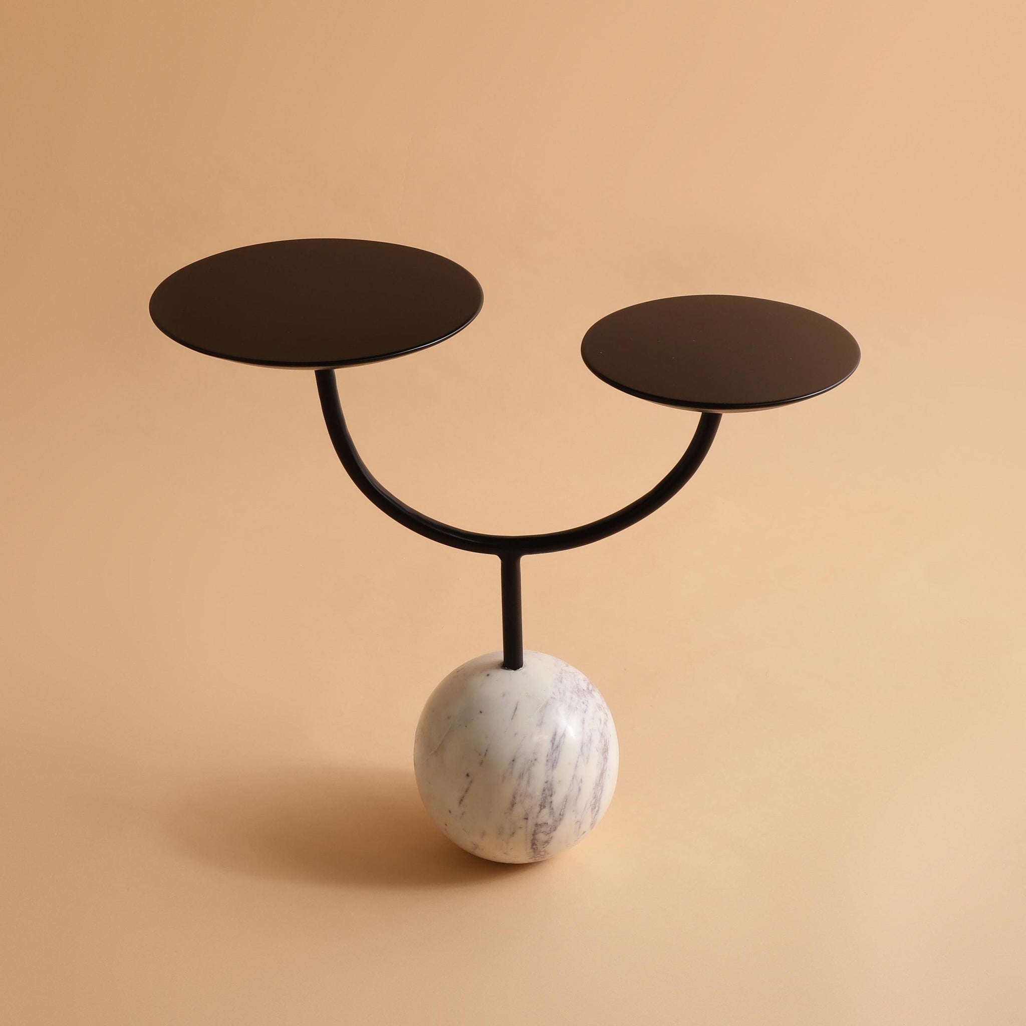 Ball Storey Table