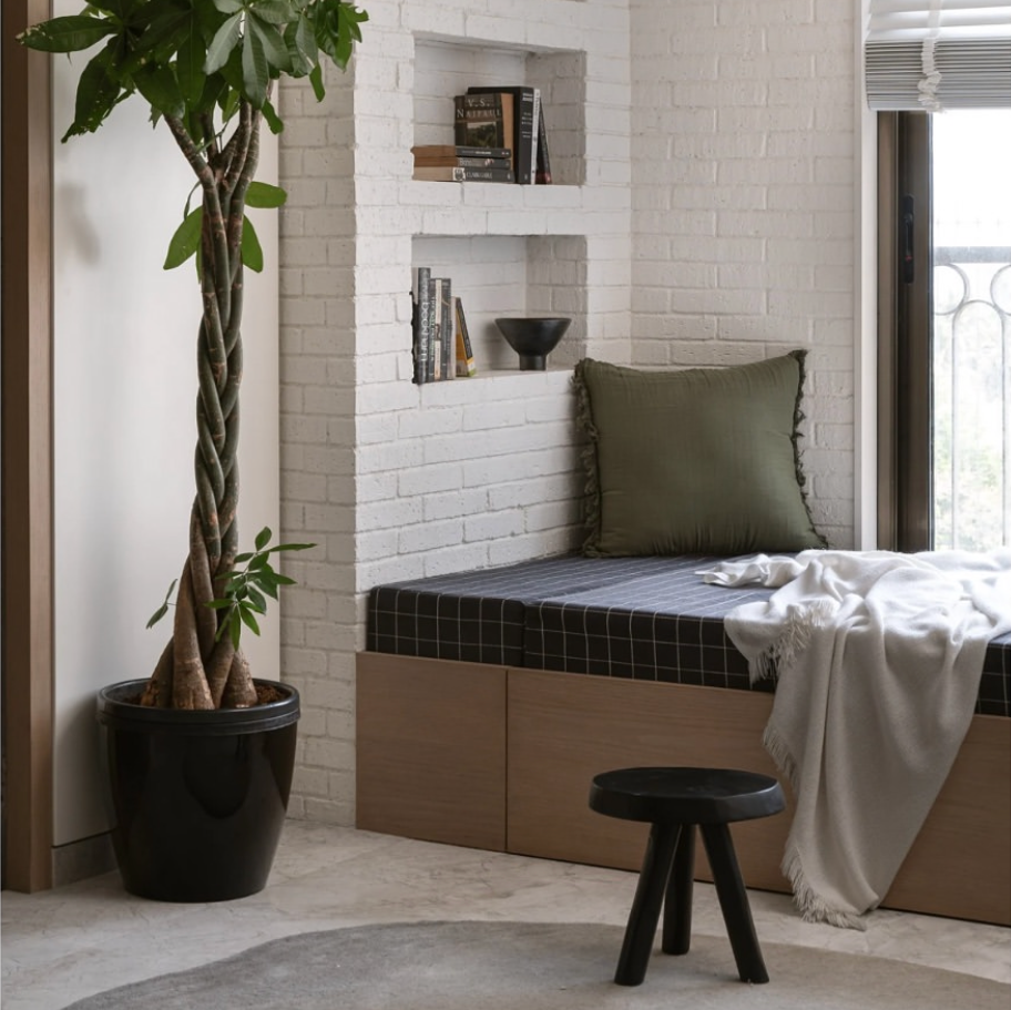 Uneven Stools - Set of 2