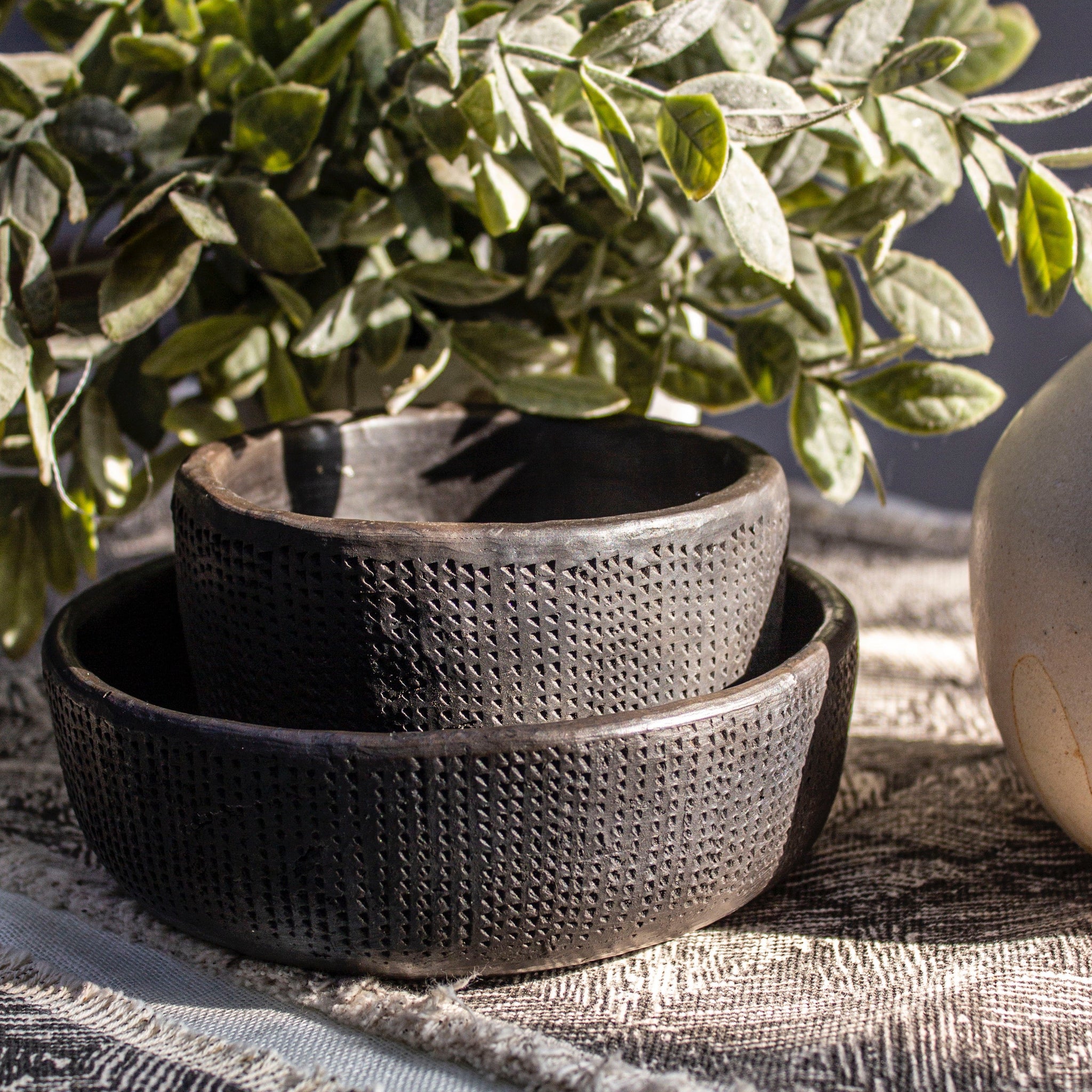 Square Texture Shallow Bowl