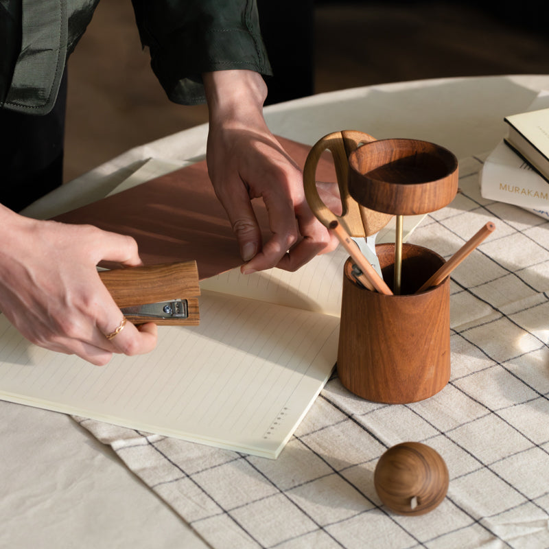 Perfectionist Desk Set