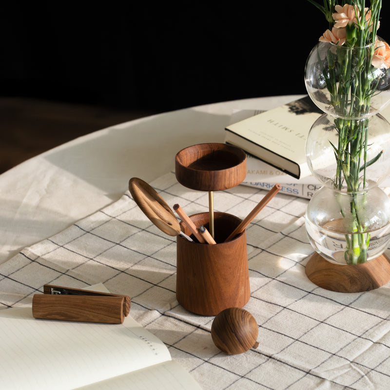 Perfectionist Desk Set