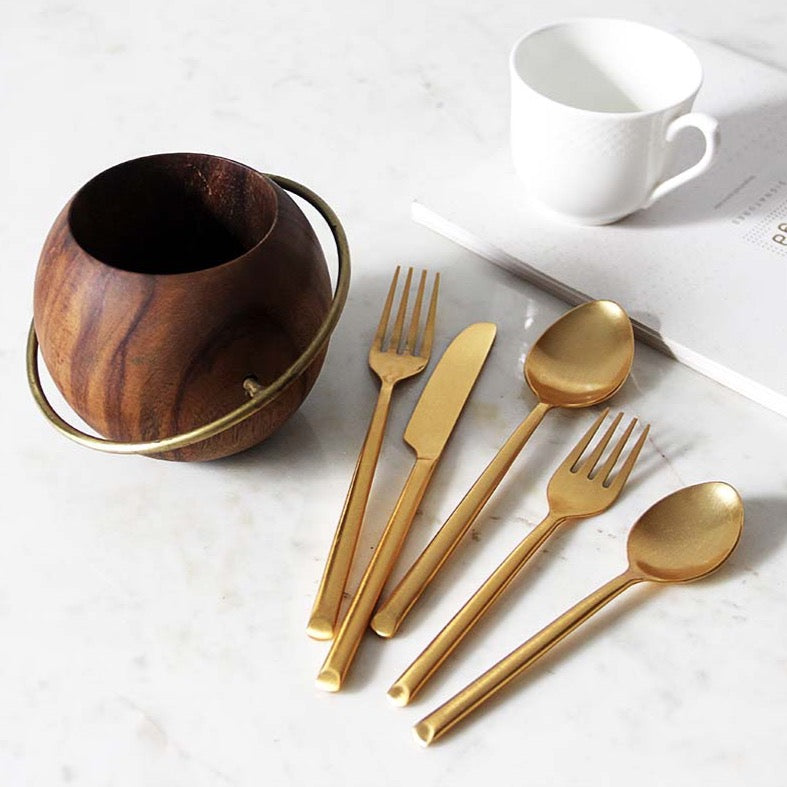 Saturn Utensil Holder