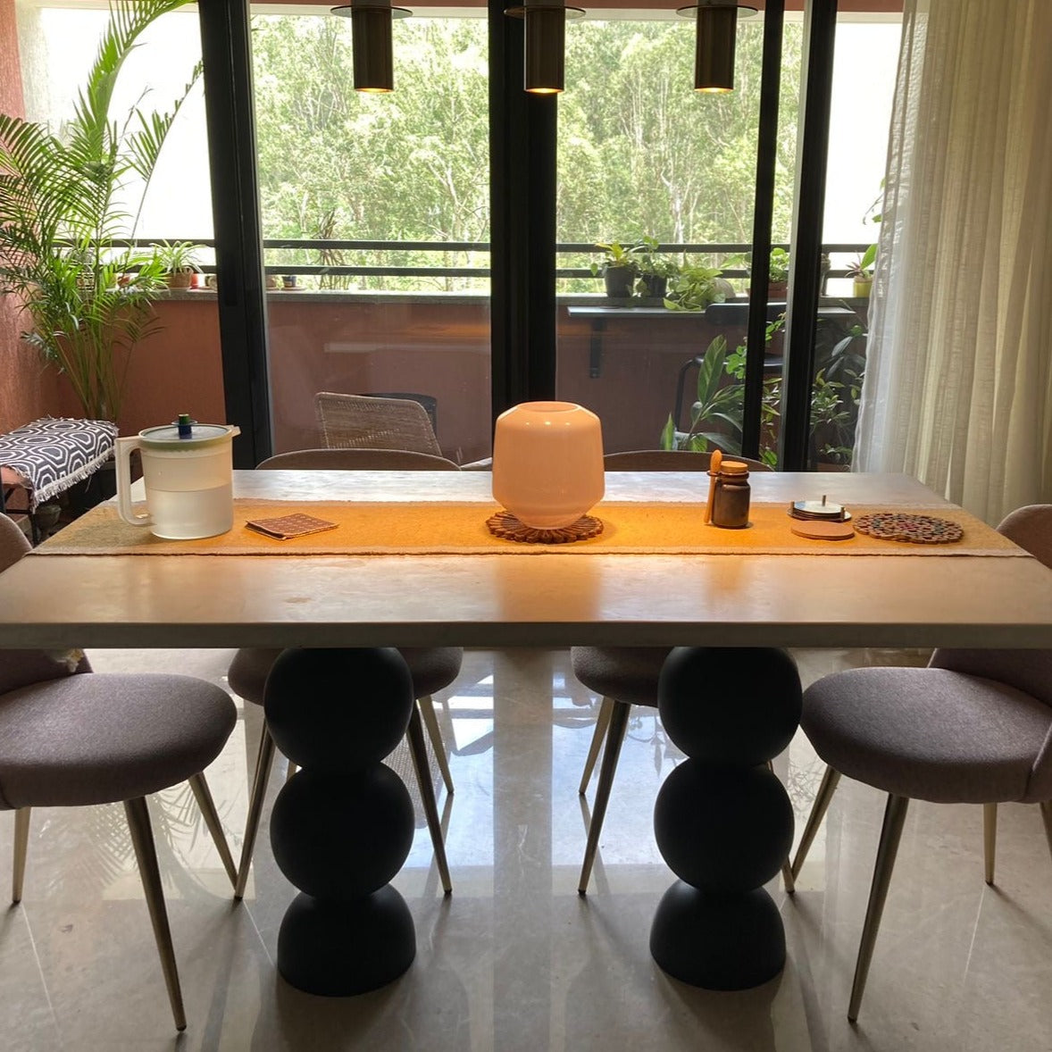 Ball Pack Dining Table