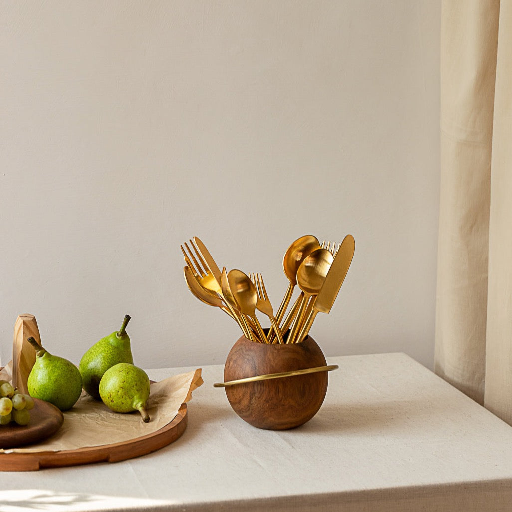 Saturn Utensil Holder